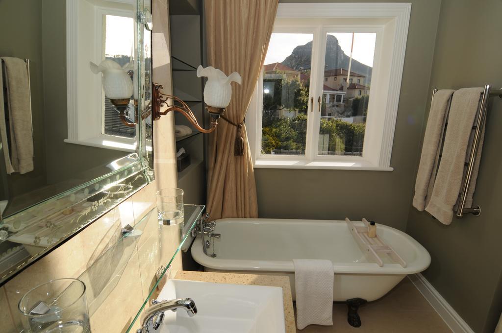 Abbey Manor Luxury Guesthouse Кейптаун Екстериор снимка