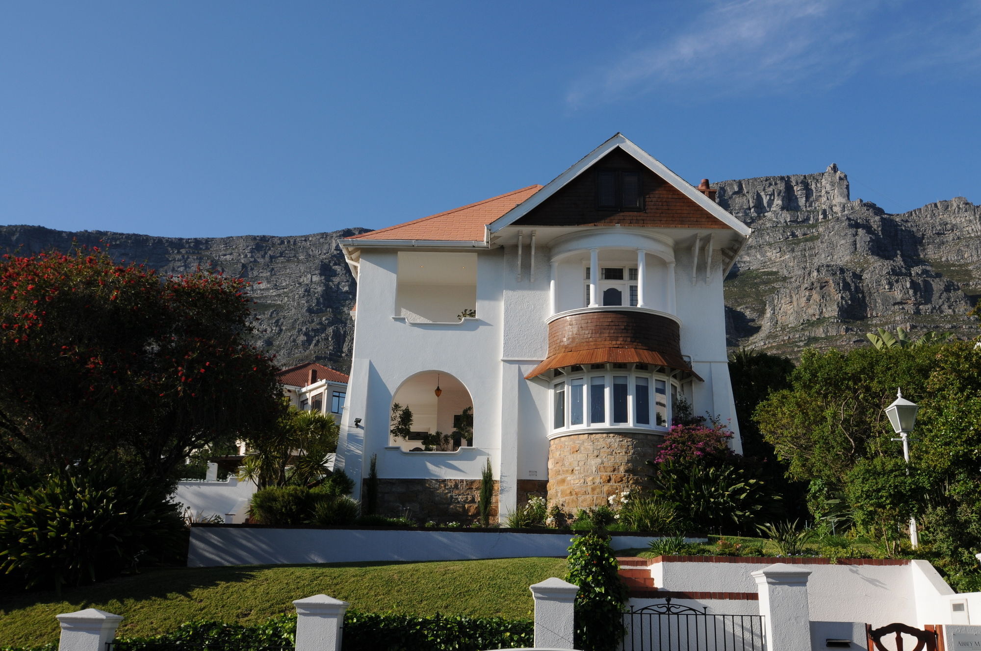 Abbey Manor Luxury Guesthouse Кейптаун Екстериор снимка